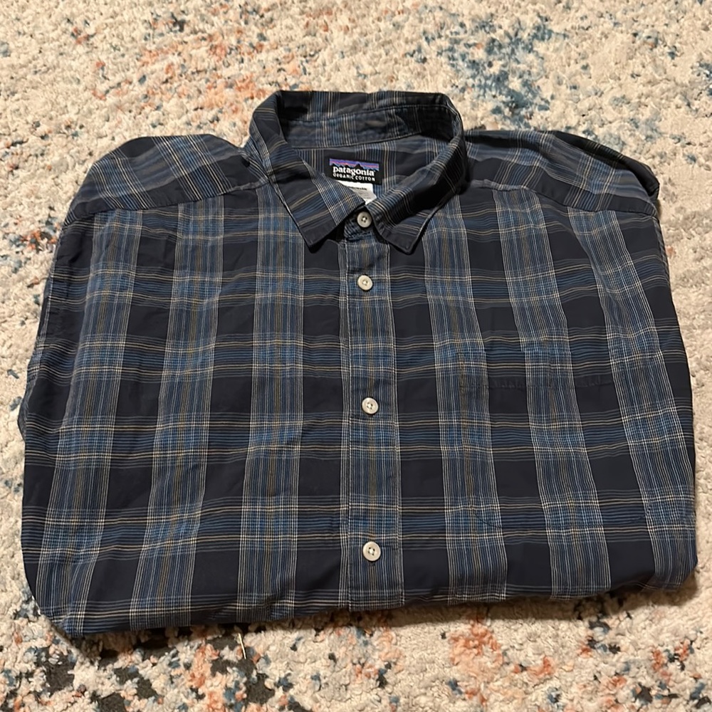 Patagonia Button Down Shirt Size XL